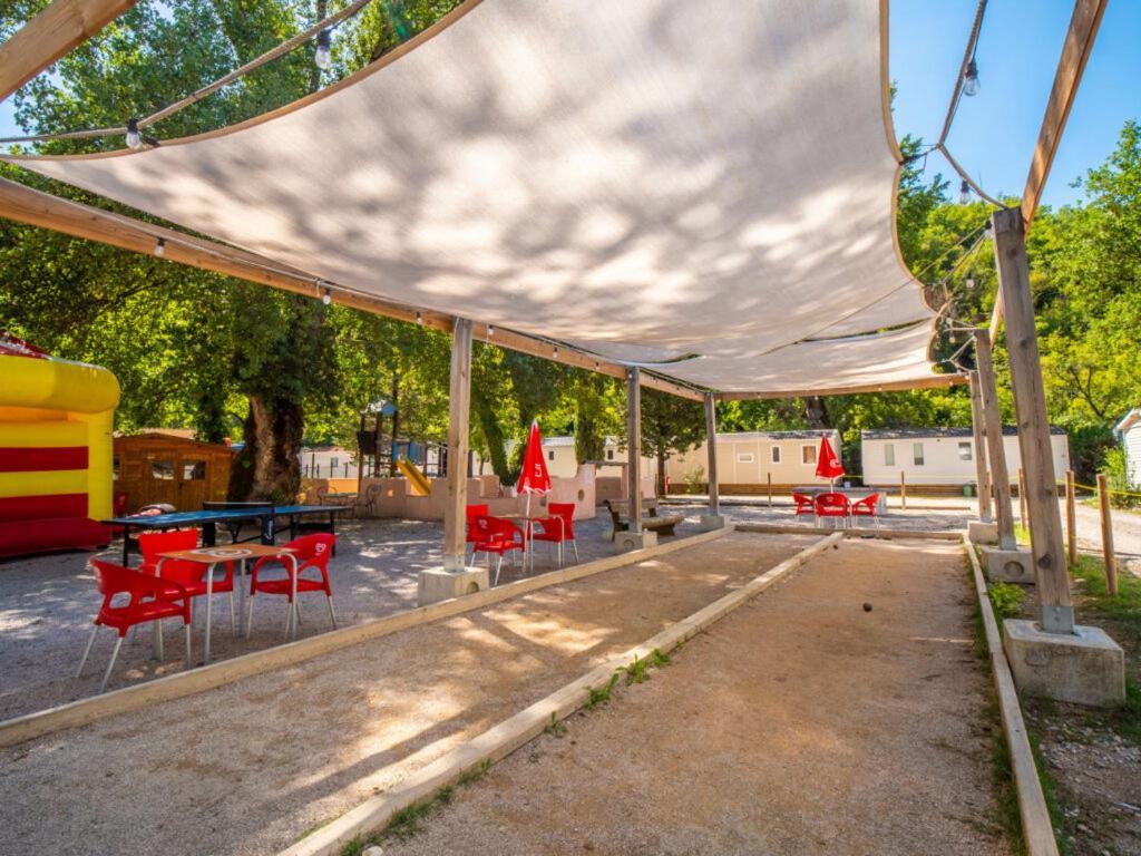 Camping Hotel Les Rives Du Loup Tourrettes-sur-Loup Eksteriør bilde