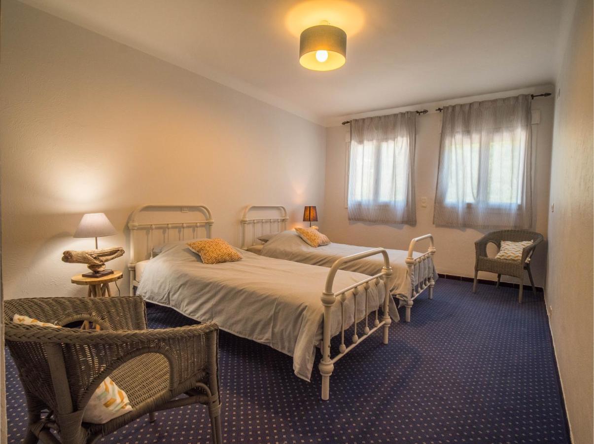 Camping Hotel Les Rives Du Loup Tourrettes-sur-Loup Eksteriør bilde
