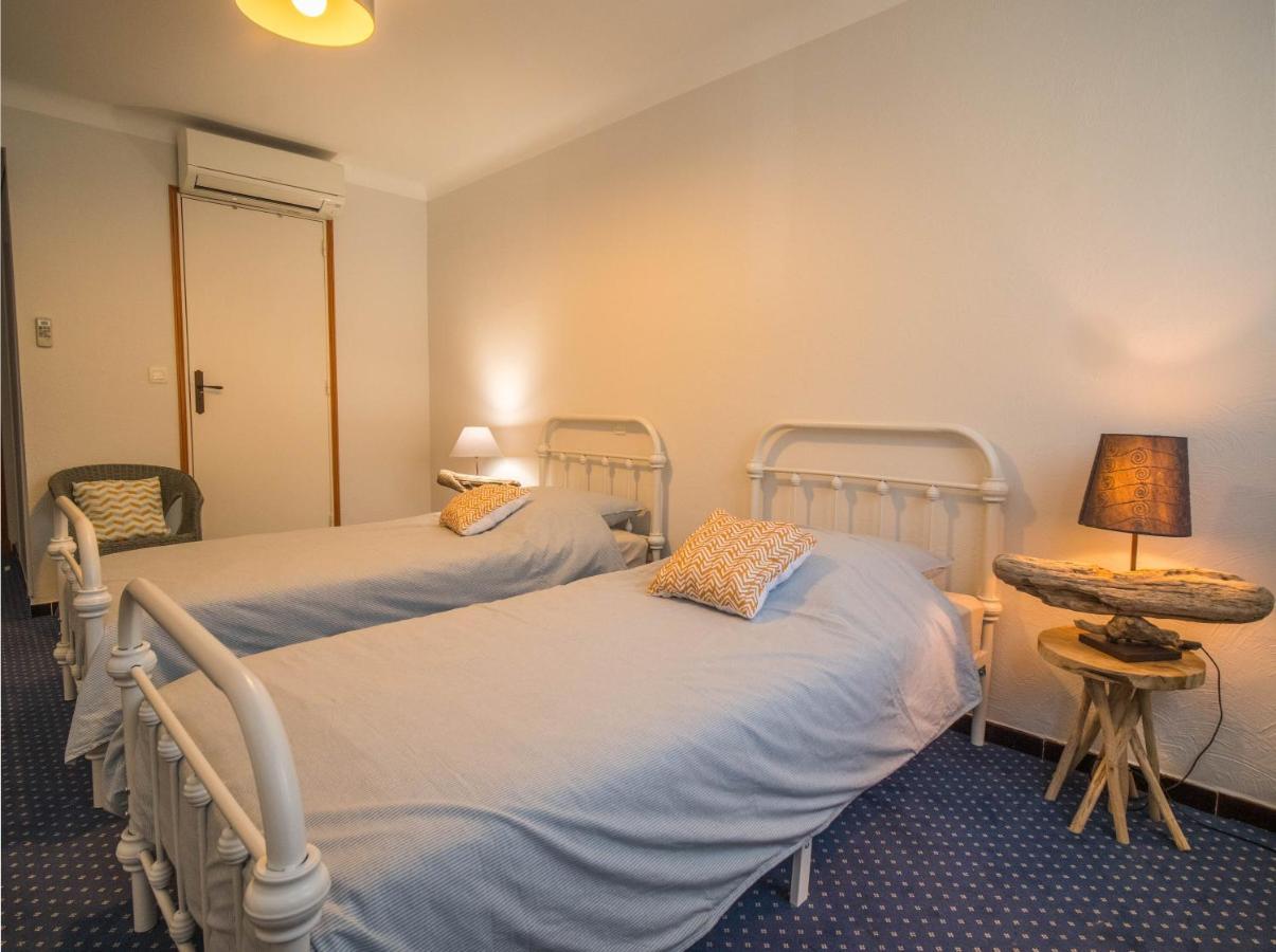 Camping Hotel Les Rives Du Loup Tourrettes-sur-Loup Eksteriør bilde