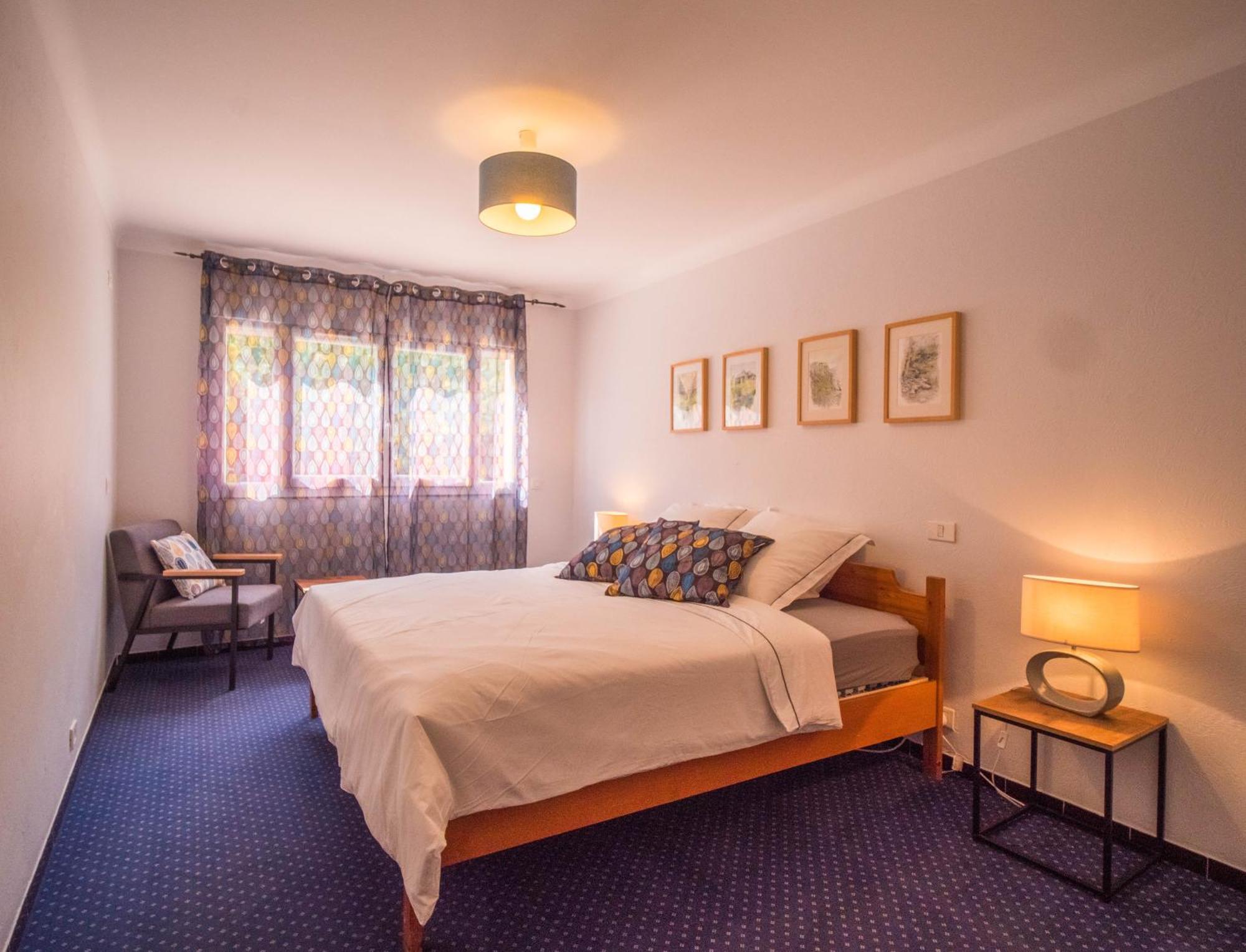 Camping Hotel Les Rives Du Loup Tourrettes-sur-Loup Eksteriør bilde
