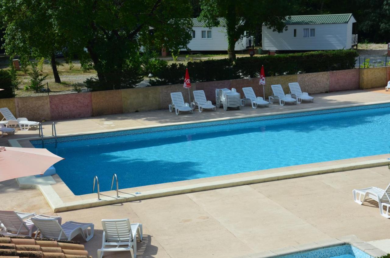 Camping Hotel Les Rives Du Loup Tourrettes-sur-Loup Eksteriør bilde